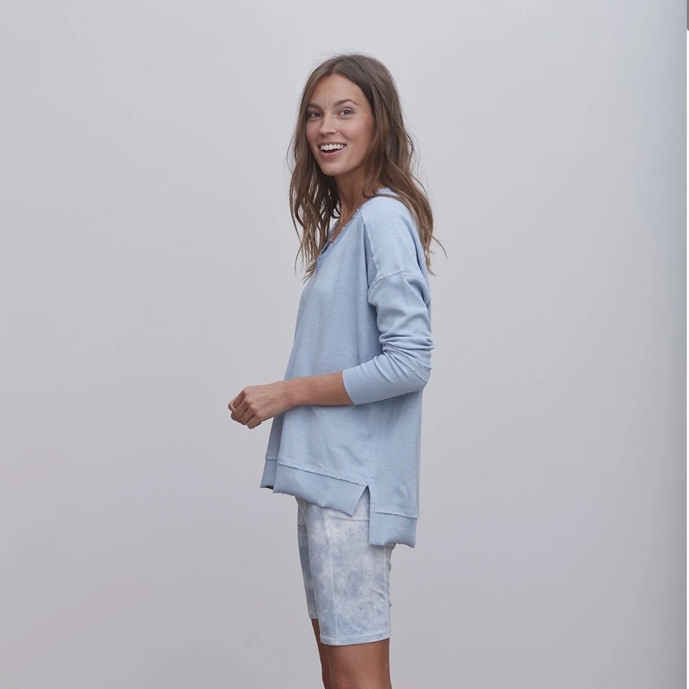 Grey State - Hudson V-Neck - Blue Fog (color of first three images)